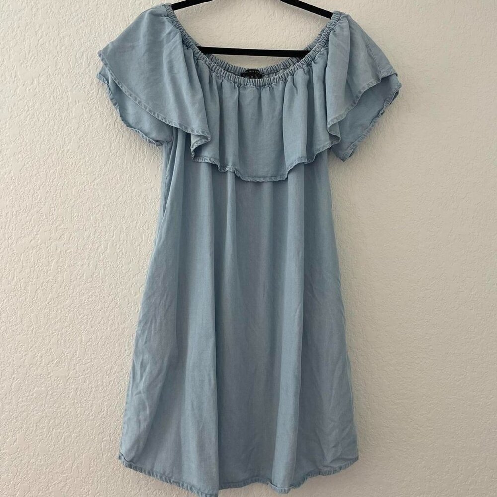 Chambray Denim Dress with Pockets!!